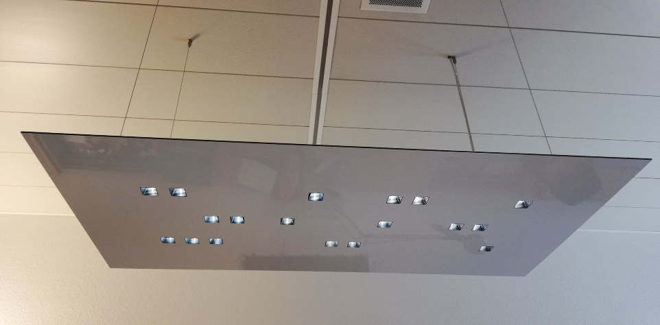 Pose d'un luminaires design à Founex